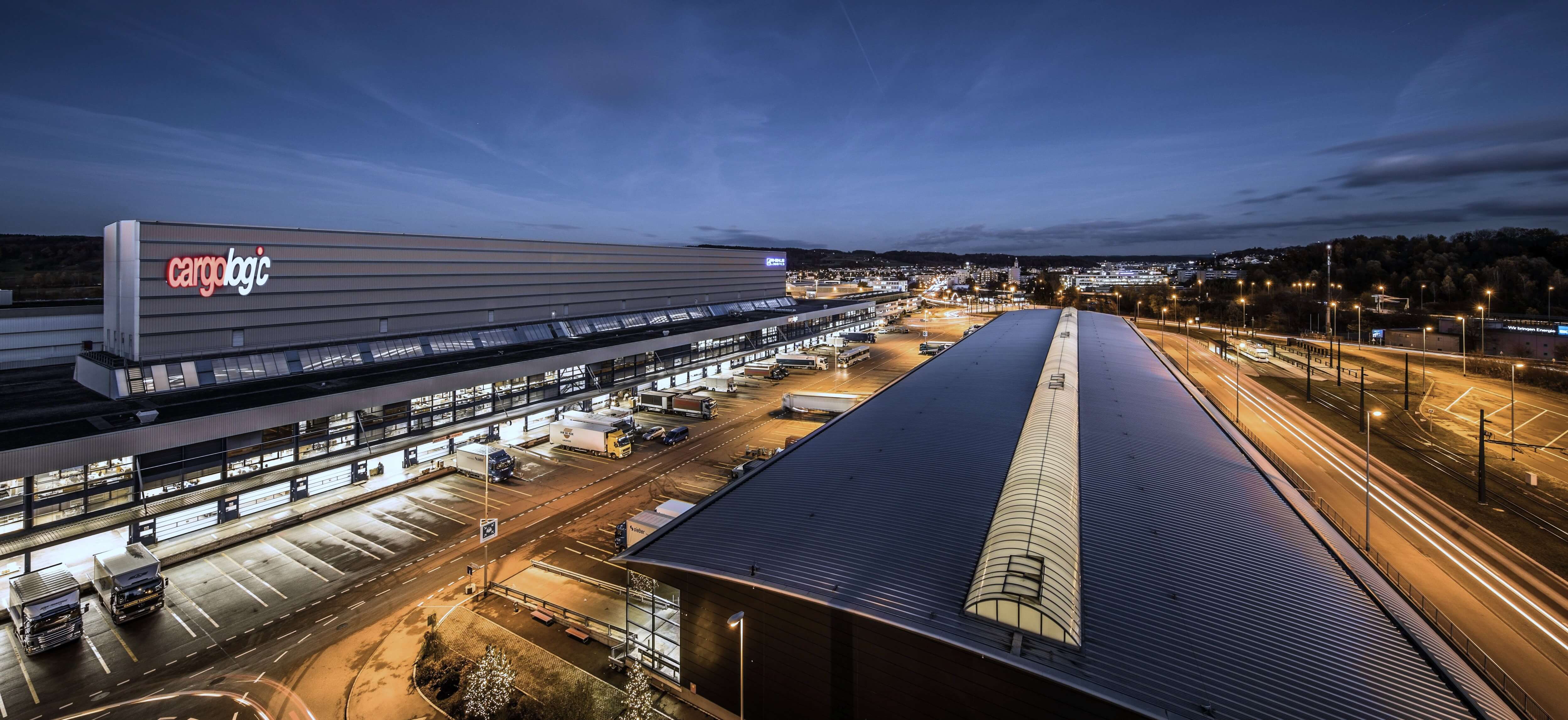 Gebaeude_mit_Logo 2018_Unternehmen